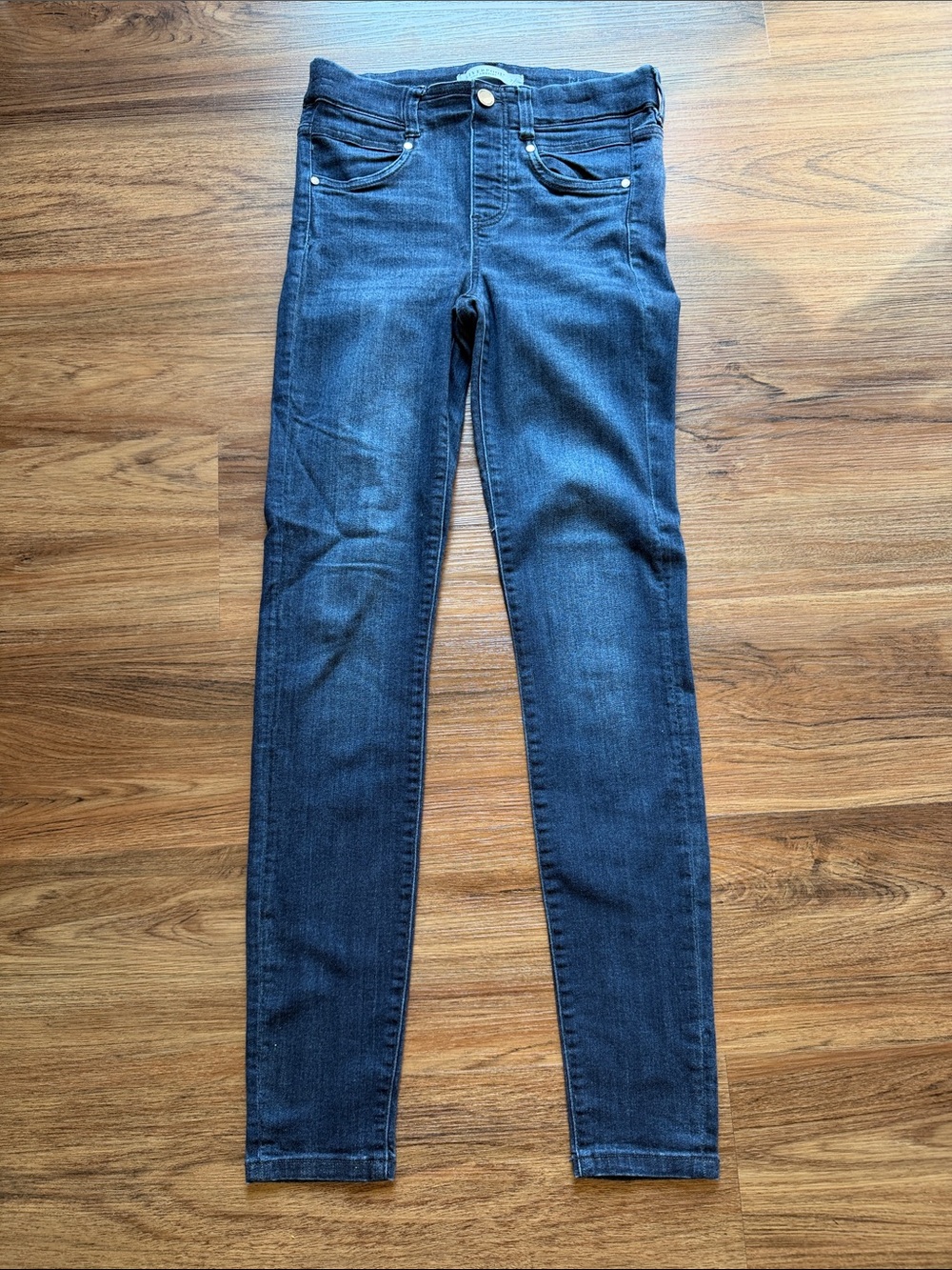 Liverpool Skinny Jeans - Dark Blue Wash. size 2/26